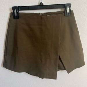 Olive green mini skort NEW